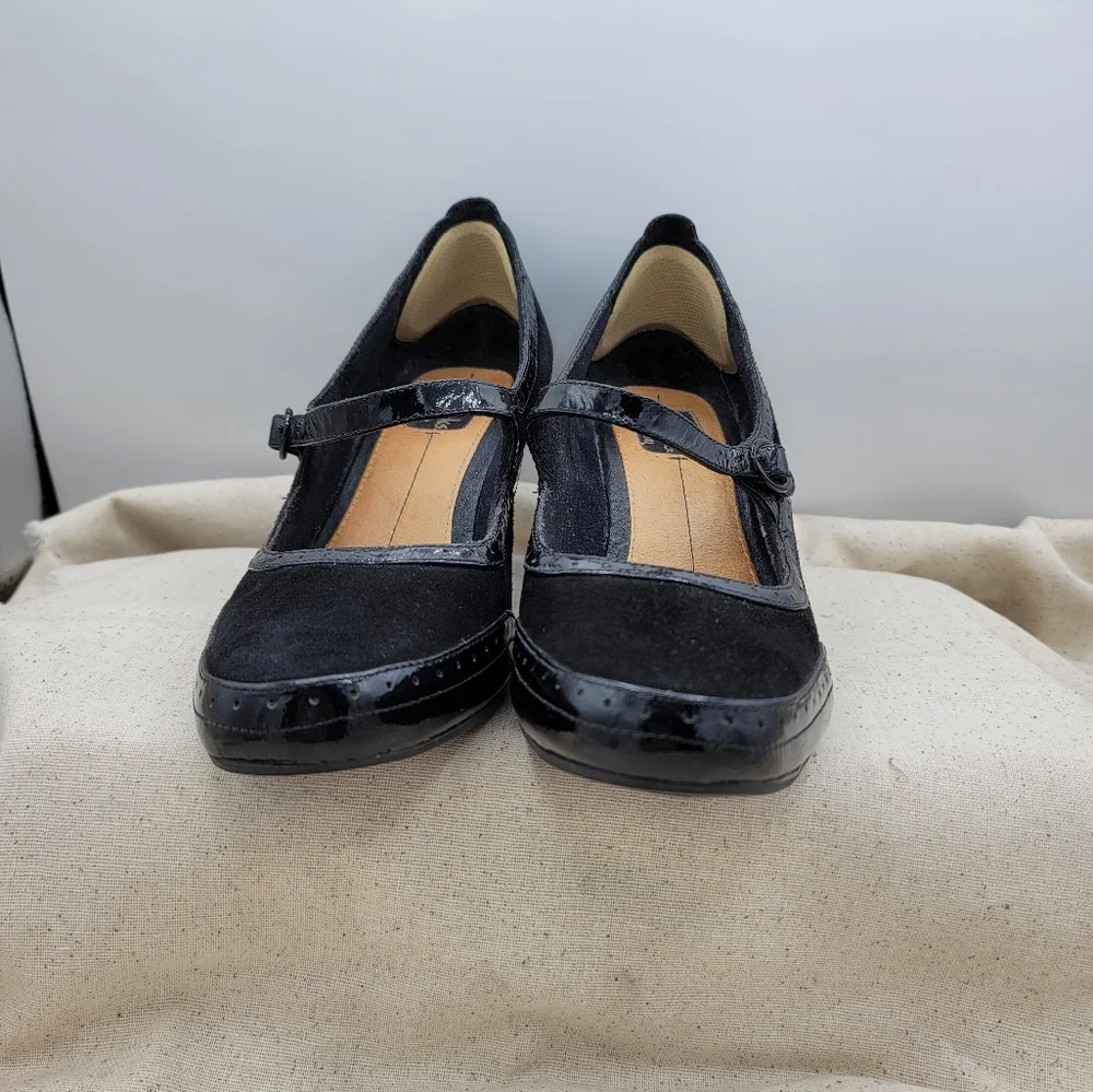 Clarks Artisan Diamond Shine Mary Jane Pumps Black Suede Patent 10" Footbed - Picture 3 of 15